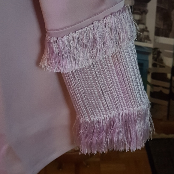 XU ZHI  Elegant Top - Picture 4 of 7